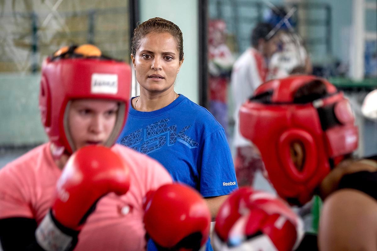 Rim Jouini, championne d'Afrique et médaillée de bronze aux championnats du monde 2010, entraîne l'équipe nationale féminine.