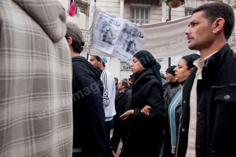 A funeral procession for a victim of police violence passed through downtown Tunis, from the Passage to Habib Bourguiba Avenue, joining the large demonstration on Friday, January 14, in front of the Ministry of the Interior on Habib Bourguiba Avenue. As these peaceful demonstrators passed by, the police gave the order to fire tear gas canisters to disperse the crowd. Meanwhile, former President Ben Ali was fleeing the country. 