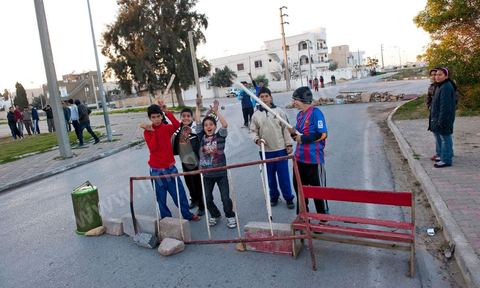 The people remain vigilant and are protecting themselves. Checkpoints and surveillance measures have been set up by citizens in collaboration with the armed forces in every neighborhood of Tunis. Here in the working-class neighborhoods of Megrine Chaker in the southern suburbs of Tunis
