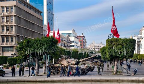 The Tunisian Army and soldiers on Habib Bourguiba Avenue in Tunis