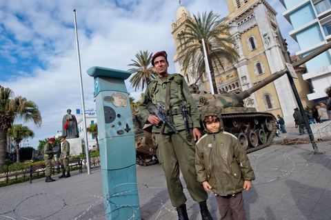 The Tunisian Army and soldiers on Habib Bourguiba Avenue in Tunis