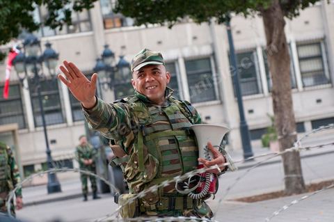 The Tunisian army and soldiers in front of the Ministry of the Interior on Habib Bourguiba Avenue in Tunis