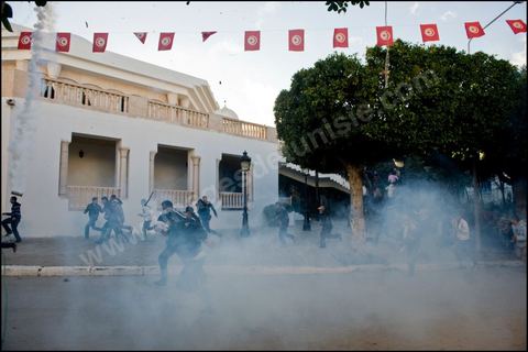 Police forces launched a final assault to clear the Kasbah on January 28, 2011.