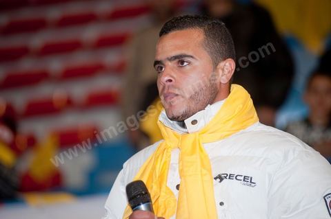 le 29 janvier : venu au premier grand meeting du PDP le Parti Démocrate Progressif, le rappeur El Général rassemble par ses chansons la jeunesse tunisienne. El General est le pseudo de Hamada Ben Amor, un jeune rappeur de 22 ans dont les morceaux sont devenus l'hymne de la jeunesse contestataire de Tunisie. Fin décembre, El general avait mis en ligne un titre intitulé Raïs Lebled («Le chef du pays»), qui interpellait directement le président tunisien Zine El Abidine Ben Ali sur la misère sociale du pays, la violence du régime et le chômage des jeunes. Cela lui coutera de se faire arréter et emprissoner quelques jours la semaine du 14 janvier pour être libéré après la fuite de Ben Ali.