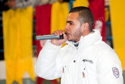 29 janvier : Le rappeur El General leader de la jeunesse tunisienne au premier grand meeting politique du PDP (Parti Démocrates progressistes) depuis le départ de Ben Ali à la grande salle des sports "la coupole" d'El Menzah en présence du rappeur El Général, de la maman de Bouaziz et du leader du parti pour les prochaines élections présidentielles Ahmed Nejib Chebbi, actuel ministre du développement régional et local dasn le gouvernement de transition.