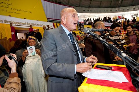 29 janvier : discours de Ahmed Nejib Chebbi au premier grand meeting politique du PDP (Parti Démocrates progressistes) depuis le départ de Ben Ali à la grande salle des sports "la coupole" d'El Menzah en présence du rappeur El Général, de la maman de Bouaziz et du leader du parti pour les prochaines élections présidentielles Ahmed Nejib Chebbi, actuel ministre du développement régional et local dasn le gouvernement de transition.