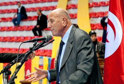 29 janvier : discours de Ahmed Nejib Chebbi au premier grand meeting politique du PDP (Parti Démocrates progressistes) depuis le départ de Ben Ali à la grande salle des sports "la coupole" d'El Menzah en présence du rappeur El Général, de la maman de Bouaziz et du leader du parti pour les prochaines élections présidentielles Ahmed Nejib Chebbi, actuel ministre du développement régional et local dasn le gouvernement de transition.