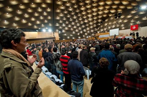 February 5: First major political rally of the Democratic Forum for Labor and Freedoms (FDTL) at the Tunis Convention Center. One of the founding members and Secretary General of the FDTL is Dr. Mustapha Ben Jaafar, a former founding member of the Movement of Socialist Democrats (MDS). Founder and former Secretary-General of the Union of University Hospital Physicians, affiliated with the General Union of Tunisian Workers (UGTT); Former vice president of the Tunisian League for Human Rights (LTDH), he is also a founding member of the National Council for Freedoms in Tunisia (CNLT).