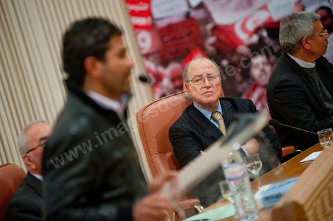 February 5: First major political rally of the Democratic Forum for Labor and Freedoms (FDTL) at the Tunis Convention Center. One of the founding members and Secretary General of the FDTL is Dr. Mustapha Ben Jaafar, a former founding member of the Movement of Socialist Democrats (MDS). Founder and former Secretary-General of the Union of University Hospital Physicians, affiliated with the General Union of Tunisian Workers (UGTT); Former vice president of the Tunisian League for Human Rights (LTDH), he is also a founding member of the National Council for Freedoms in Tunisia (CNLT).