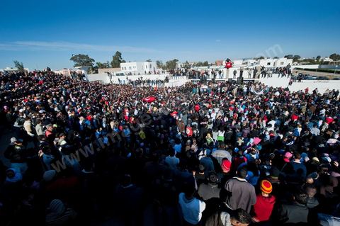 6 février : grand rassemblement des tunisois et des habitants de Sidi Bouzid dans le théâtre de plein air pour l'accueil de la Caravane de Remerciements, au départ de Tunis près de 200 voitures et plusieurs bus se rendent à Sidi Bouzid pour la journée pour un grand moment de rencontres, de remerciemenst et d'échanges entre des tunisois et la population de Sidi Bouzid. L'accueil exceptionnellement chaleureux des habitants de Sidi Bouzid envahit le centre cille de Sidi Bouzid.