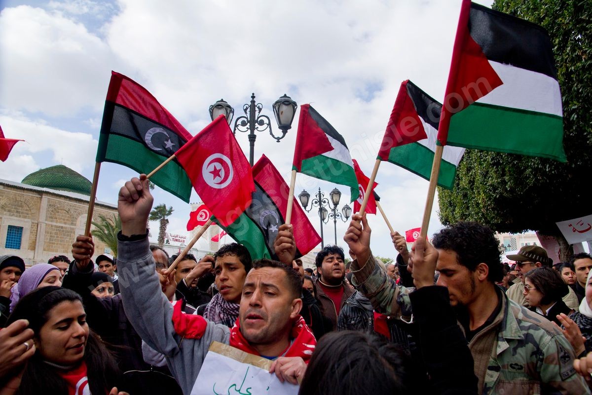 L08-025 Sit in Kasbah 250211