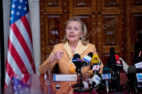 Visit by U.S. Secretary of State Hillary Clinton to the Ministry of Foreign Affairs in Tunis. Press conference with Mohamed Mouldi Kefi, Tunisian Minister of Foreign Affairs.