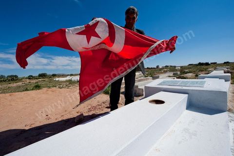 Cimetière et tombe de Mohamed Bouazizi près de Sidi Bouzid