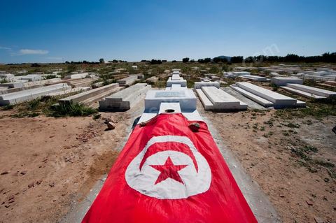 Cimetière et tombe de Mohamed Bouazizi près de Sidi Bouzid
