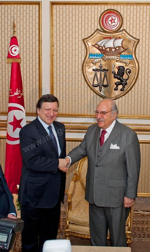 José Manuel Barroso met with Mr. Foued Mbazaa, Tunisia’s interim president, at the Presidential Palace in Carthage during his visit to Tunisia on Tuesday, April 12, 2011. He traveled to Tunis to lay the groundwork for cooperation “contingent” upon halting illegal immigration to Europe and to support Tunisia’s political and democratic progress since the Revolution.