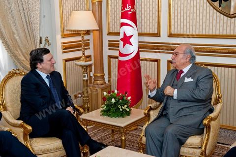 José Manuel Barroso met with Mr. Foued Mbazaa, Tunisia’s interim president, at the Presidential Palace in Carthage during his visit to Tunisia on Tuesday, April 12, 2011. He traveled to Tunis to lay the groundwork for cooperation “contingent” upon halting illegal immigration to Europe and to support Tunisia’s political and democratic progress since the Revolution.