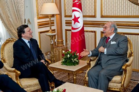 José Manuel Barroso met with Mr. Foued Mbazaa, Tunisia’s interim president, at the Presidential Palace in Carthage during his visit to Tunisia on Tuesday, April 12, 2011. He traveled to Tunis to lay the groundwork for cooperation “contingent” upon halting illegal immigration to Europe and to support Tunisia’s political and democratic progress since the Revolution.