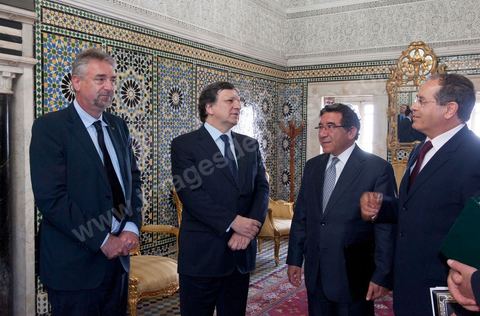 José Manuel Barroso met with Mr. Caïd Béji Essebsi, Tunisia’s interim prime minister, at the Prime Minister’s Office in al Kasbah, Tunis, during the visit to Tunisia by José Manuel Barroso, President of the European Commission, on Tuesday, April 12, 2011. He traveled to Tunis to lay the groundwork for cooperation “contingent” on halting illegal immigration to Europe and to support Tunisia’s political and democratic progress since the Revolution.