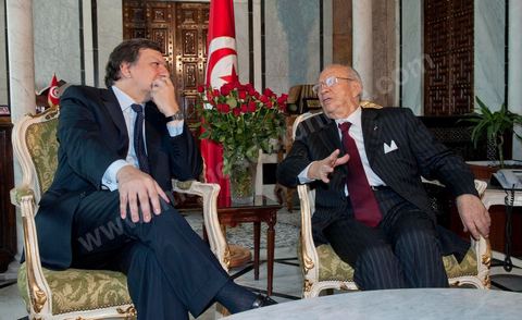José Manuel Barroso met with Mr. Caïd Béji Essebsi, Tunisia’s interim prime minister, at the Prime Minister’s Office in al Kasbah, Tunis, during the visit to Tunisia by José Manuel Barroso, President of the European Commission, on Tuesday, April 12, 2011. He traveled to Tunis to lay the groundwork for cooperation “contingent” on halting illegal immigration to Europe and to support Tunisia’s political and democratic progress since the Revolution.