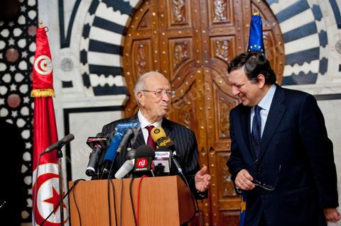 José Manuel Barroso met with Mr. Caïd Béji Essebsi, Tunisia’s interim prime minister, at the Prime Minister’s Office in al Kasbah, Tunis, during the visit to Tunisia by José Manuel Barroso, President of the European Commission, on Tuesday, April 12, 2011. He traveled to Tunis to lay the groundwork for cooperation “contingent” on halting illegal immigration to Europe and to support Tunisia’s political and democratic progress since the Revolution.