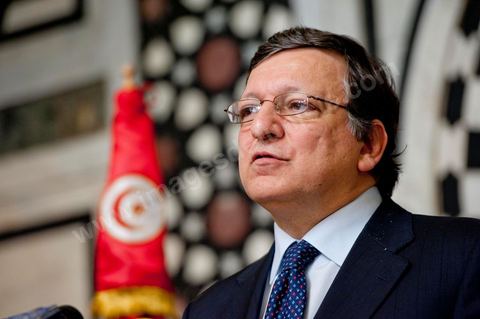 José Manuel Barroso met with Mr. Caïd Béji Essebsi, Tunisia’s interim prime minister, at the Prime Minister’s Office in al Kasbah, Tunis, during the visit to Tunisia by José Manuel Barroso, President of the European Commission, on Tuesday, April 12, 2011. He traveled to Tunis to lay the groundwork for cooperation “contingent” on halting illegal immigration to Europe and to support Tunisia’s political and democratic progress since the Revolution.