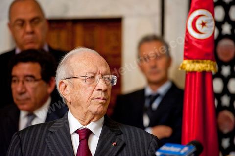 José Manuel Barroso met with Mr. Caïd Béji Essebsi, Tunisia’s interim prime minister, at the Prime Minister’s Office in al Kasbah, Tunis, during the visit to Tunisia by José Manuel Barroso, President of the European Commission, on Tuesday, April 12, 2011. He traveled to Tunis to lay the groundwork for cooperation “contingent” on halting illegal immigration to Europe and to support Tunisia’s political and democratic progress since the Revolution.