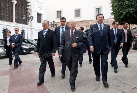 José Manuel Barroso met with Mr. Caïd Béji Essebsi, Tunisia’s interim prime minister, at the Prime Minister’s Office in al Kasbah, Tunis, during the visit to Tunisia by José Manuel Barroso, President of the European Commission, on Tuesday, April 12, 2011. He traveled to Tunis to lay the groundwork for cooperation “contingent” on halting illegal immigration to Europe and to support Tunisia’s political and democratic progress since the Revolution.