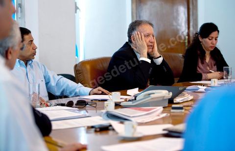 Meeting of the Committee of Experts of the High Authority for the Achievement of the Objectives of the Revolution, Political Reform, and Democratic Transition (HIRORRPTD) at their office in preparation for Wednesday’s assembly. The meeting is chaired by Yadh Ben Achour.