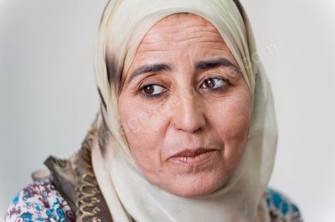 May 18, 2011: Meeting in Meknassy with Fadia Hamdi at her lawyer’s office. Fadia Hamdi is the municipal police officer who confiscated Mohamed Bouazizi’s fruits, vegetables, and scale on December 17, 2010, and who was imprisoned for four months on charges of slapping Mohamed Bouazizi; She went on a one-month hunger strike in prison before being acquitted and released on April 17, 2011.