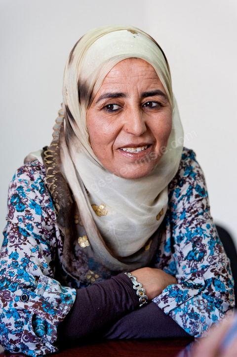May 18, 2011: Meeting in Meknassy with Fadia Hamdi at her lawyer’s office. Fadia Hamdi is the municipal police officer who confiscated Mohamed Bouazizi’s fruits, vegetables, and scale on December 17, 2010, and who was imprisoned for four months on charges of slapping Mohamed Bouazizi; She went on a one-month hunger strike in prison before being acquitted and released on April 17, 2011.