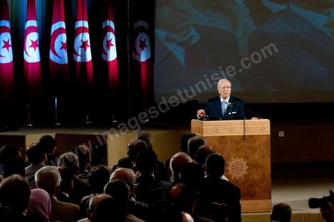 June 8, 20011: Speech by Béji Caïd Essebsi, acting Prime Minister of Tunisia. Press conference by Béji Caïd Essebsi to announce the date of the Constituent Assembly elections on October 23, attended by members of the government, representatives of political parties, and the press. 