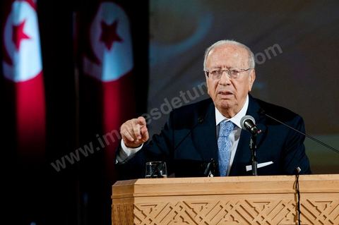 June 8, 20011: Speech by Béji Caïd Essebsi, acting Prime Minister of Tunisia. Press conference by Béji Caïd Essebsi to announce the date of the Constituent Assembly elections on October 23, attended by members of the government, representatives of political parties, and the press. 