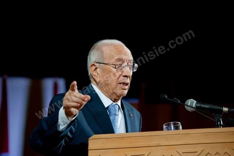 June 8, 20011: Speech by Béji Caïd Essebsi, acting Prime Minister of Tunisia. Press conference by Béji Caïd Essebsi to announce the date of the Constituent Assembly elections on October 23, attended by members of the government, representatives of political parties, and the press. 