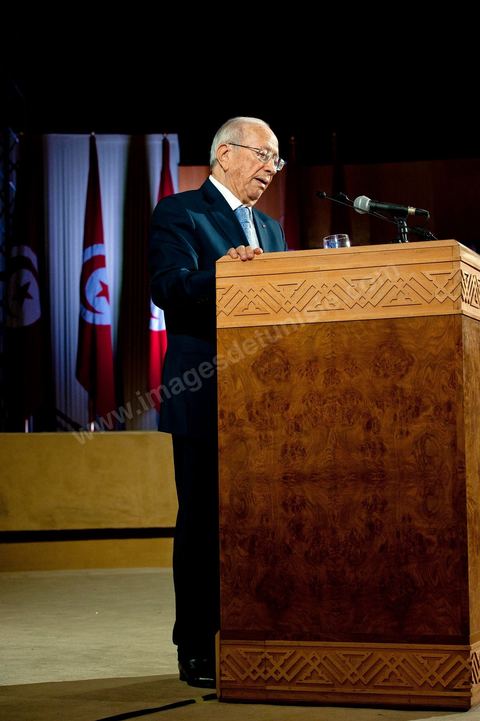 June 8, 20011: Speech by Béji Caïd Essebsi, acting Prime Minister of Tunisia. Press conference by Béji Caïd Essebsi to announce the date of the Constituent Assembly elections on October 23, attended by members of the government, representatives of political parties, and the press. 
