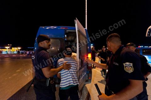 Interpellation dans la zone touristique de Djerba durant une patrouille de police de nuit