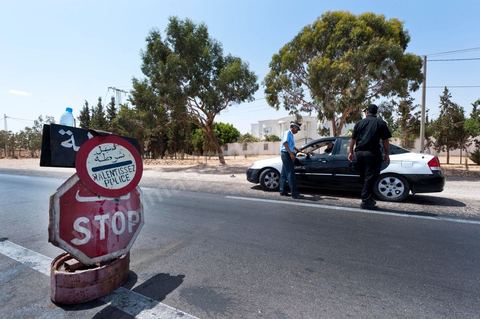 Checkpoint on the road from Medenine toward Djerba and the Libyan border 