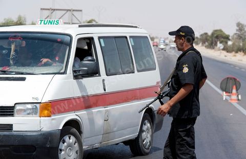 Checkpoint on the road from Medenine toward Djerba and the Libyan border 
