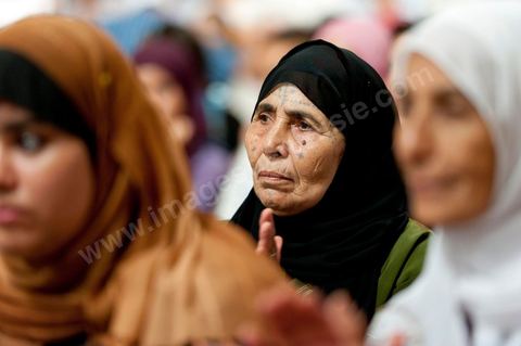 13 août 2011 : Commération par le parti Ennahda de la Fête de la Femme et du Code du Statut personnel tunisien au Palais des Congrés de Tunis, avec discours de Farida Laabidi, militante, de Rached Ghannouchi, fondateur et chef du parti Ennahda, ainsi que Psycho-M, rappeur fortement engagé dans ses propos islamistes. Rached Ghannouchi annonce la volonté de ne pas inscrire la polygamie dasn la prochaine élection, la Tunisie n'ayant pas les moyens pour cela ...