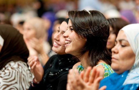 13 août 2011 : Commération par le parti Ennahda de la Fête de la Femme et du Code du Statut personnel tunisien au Palais des Congrés de Tunis, avec discours de Farida Laabidi, militante, de Rached Ghannouchi, fondateur et chef du parti Ennahda, ainsi que Psycho-M, rappeur fortement engagé dans ses propos islamistes. Rached Ghannouchi annonce la volonté de ne pas inscrire la polygamie dasn la prochaine élection, la Tunisie n'ayant pas les moyens pour cela ...