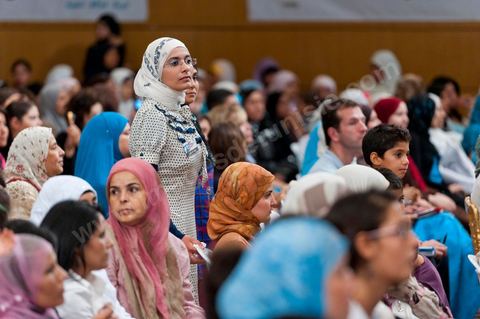 13 août 2011 : Commération par le parti Ennahda de la Fête de la Femme et du Code du Statut personnel tunisien au Palais des Congrés de Tunis, avec discours de Farida Laabidi, militante, de Rached Ghannouchi, fondateur et chef du parti Ennahda, ainsi que Psycho-M, rappeur fortement engagé dans ses propos islamistes. Rached Ghannouchi annonce la volonté de ne pas inscrire la polygamie dasn la prochaine élection, la Tunisie n'ayant pas les moyens pour cela ...
