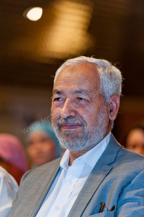 13 août 2011 : Rached Ghannouchi à la Commération par le parti Ennahda de la Fête de la Femme et du Code du Statut personnel tunisien au Palais des Congrés de Tunis, avec discours de Farida Laabidi, militante, de Rached Ghannouchi, fondateur et chef du parti Ennahda, ainsi que Psycho-M, rappeur fortement engagé dans ses propos islamistes. Rached Ghannouchi annonce la volonté de ne pas inscrire la polygamie dasn la prochaine élection, la Tunisie n'ayant pas les moyens pour cela ...