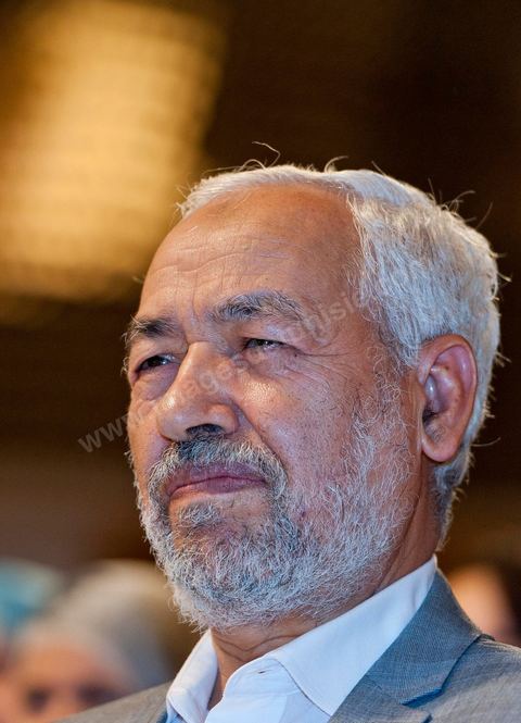 13 août 2011 : Rached Ghannouchi à la Commération par le parti Ennahda de la Fête de la Femme et du Code du Statut personnel tunisien au Palais des Congrés de Tunis, avec discours de Farida Laabidi, militante, de Rached Ghannouchi, fondateur et chef du parti Ennahda, ainsi que Psycho-M, rappeur fortement engagé dans ses propos islamistes. Rached Ghannouchi annonce la volonté de ne pas inscrire la polygamie dasn la prochaine élection, la Tunisie n'ayant pas les moyens pour cela ...