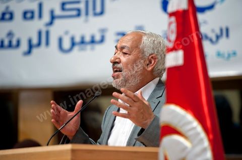 13 août 2011 : Rached Ghannouchi à la Commération par le parti Ennahda de la Fête de la Femme et du Code du Statut personnel tunisien au Palais des Congrés de Tunis, avec discours de Farida Laabidi, militante, de Rached Ghannouchi, fondateur et chef du parti Ennahda, ainsi que Psycho-M, rappeur fortement engagé dans ses propos islamistes. Rached Ghannouchi annonce la volonté de ne pas inscrire la polygamie dasn la prochaine élection, la Tunisie n'ayant pas les moyens pour cela ...