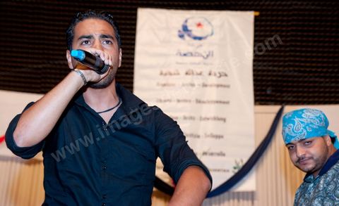 13 août 2011 : Le Rappeur très controversé et aux propos islamistes Pscho-M à la Commération par le parti Ennahda de la Fête de la Femme et du Code du Statut personnel tunisien au Palais des Congrés de Tunis, avec discours de Farida Laabidi, militante, de Rached Ghannouchi, fondateur et chef du parti Ennahda, ainsi que Psycho-M, rappeur fortement engagé dans ses propos islamistes. Rached Ghannouchi annonce la volonté de ne pas inscrire la polygamie dasn la prochaine élection, la Tunisie n'ayant pas les moyens pour cela ...