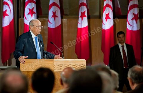 August 18: Address by the Tunisian interim Prime Minister, Mr. Béji Caïd Essebsi, at the Tunis Convention Center. Tunisian Prime Minister Béji Caïd Essebsi assured the nation on Thursday that his government was doing “the impossible” to successfully complete the transition and lead the country to elections, in a speech to the nation delivered at the Tunis Convention Center.“We have done the impossible,” Mr. Caïd Essebsi declared in a 40-minute speech—delivered in the form of a plea—before some 250 political figures and representatives of civil society.“The government is fulfilling its responsibilities despite the difficulties,” added the Prime Minister, referring to a “very difficult” economic and social situation and affirming that he hears “the people’s demands.”“Our fundamental goal is to hold the Constituent Assembly election on October 23 and to organize a free and transparent vote. If we do not succeed, our government will have failed, and the revolution will have failed,” declared the prime minister, who faces growing opposition.Mr. Caïd Essebsi’s transitional government has been leading the country since late February, following the fall of President Zine el Abidine Ben Ali’s regime, which was ousted from power on January 14 by a popular uprising.