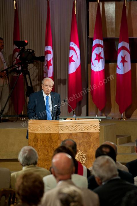 August 18: Address by the Tunisian interim Prime Minister, Mr. Béji Caïd Essebsi, at the Tunis Convention Center. Tunisian Prime Minister Béji Caïd Essebsi assured the nation on Thursday that his government was doing “the impossible” to successfully complete the transition and lead the country to elections, in a speech to the nation delivered at the Tunis Convention Center.“We have done the impossible,” Mr. Caïd Essebsi declared in a 40-minute speech—delivered in the form of a plea—before some 250 political figures and representatives of civil society.“The government is fulfilling its responsibilities despite the difficulties,” added the Prime Minister, referring to a “very difficult” economic and social situation and affirming that he hears “the people’s demands.”“Our fundamental goal is to hold the Constituent Assembly election on October 23 and to organize a free and transparent vote. If we do not succeed, our government will have failed, and the revolution will have failed,” declared the prime minister, who faces growing opposition.Mr. Caïd Essebsi’s transitional government has been leading the country since late February, following the fall of President Zine el Abidine Ben Ali’s regime, which was ousted from power on January 14 by a popular uprising.
