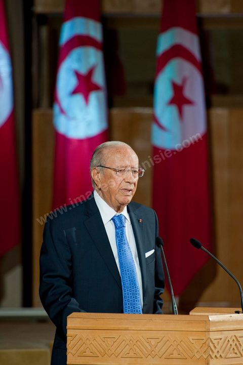 August 18: Address by the Tunisian interim Prime Minister, Mr. Béji Caïd Essebsi, at the Tunis Convention Center. Tunisian Prime Minister Béji Caïd Essebsi assured the nation on Thursday that his government was doing “the impossible” to successfully complete the transition and lead the country to elections, in a speech to the nation delivered at the Tunis Convention Center.“We have done the impossible,” Mr. Caïd Essebsi declared in a 40-minute speech—delivered in the form of a plea—before some 250 political figures and representatives of civil society.“The government is fulfilling its responsibilities despite the difficulties,” added the Prime Minister, referring to a “very difficult” economic and social situation and affirming that he hears “the people’s demands.”“Our fundamental goal is to hold the Constituent Assembly election on October 23 and to organize a free and transparent vote. If we do not succeed, our government will have failed, and the revolution will have failed,” declared the prime minister, who faces growing opposition.Mr. Caïd Essebsi’s transitional government has been leading the country since late February, following the fall of President Zine el Abidine Ben Ali’s regime, which was ousted from power on January 14 by a popular uprising.