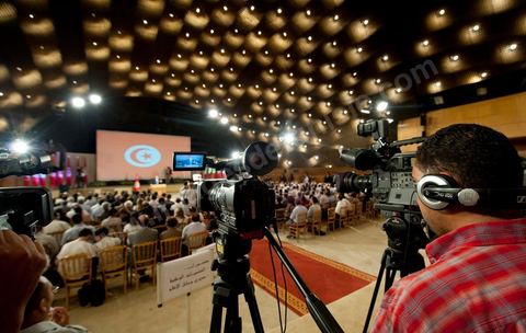 August 18: Address by the Tunisian interim Prime Minister, Mr. Béji Caïd Essebsi, at the Tunis Convention Center. Tunisian Prime Minister Béji Caïd Essebsi assured the nation on Thursday that his government was doing “the impossible” to successfully complete the transition and lead the country to elections, in a speech to the nation delivered at the Tunis Convention Center.“We have done the impossible,” Mr. Caïd Essebsi declared in a 40-minute speech—delivered in the form of a plea—before some 250 political figures and representatives of civil society.“The government is fulfilling its responsibilities despite the difficulties,” added the Prime Minister, referring to a “very difficult” economic and social situation and affirming that he hears “the people’s demands.”“Our fundamental goal is to hold the Constituent Assembly election on October 23 and to organize a free and transparent vote. If we do not succeed, our government will have failed, and the revolution will have failed,” declared the prime minister, who faces growing opposition.Mr. Caïd Essebsi’s transitional government has been leading the country since late February, following the fall of President Zine el Abidine Ben Ali’s regime, which was ousted from power on January 14 by a popular uprising.