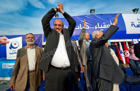 1er octobre 2011 à Sidi Bouzid : arrivée de Rached Ghannouchi Président du Parti et Hamadi Jebali Secrétaire Général au Grand meeting du parti Ennahdha pour le premier jour du lancement de la campagne électoralre pour l'élection de l'assemblée constituante le 23 octobre. le parti Ennahdha à tendenace islamique a choisi pour son premier meeting de campagne la ville symbolique de la révolution Sidi Bouzid avec la présence de Rached Ghannouchi Leader du parti, des Membres du Bureau Executif du Parti et de certains candidats des listes des différentes régions du pays.