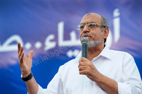 October 1, 2011, in Sidi Bouzid: A large rally organized by the Ennahdha Party to mark the first day of the campaign for the Constituent Assembly election on October 23. The Islamist Ennahdha Party chose Sidi Bouzid—the symbolic city of the revolution—as the site for its first campaign rally, attended by party leader Rached Ghannouchi, members of the party’s Executive Bureau, and several candidates from various regions across the country.